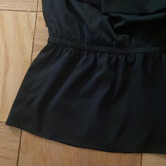 Banana Republic One Shoulder Top - Picture 5 of 5